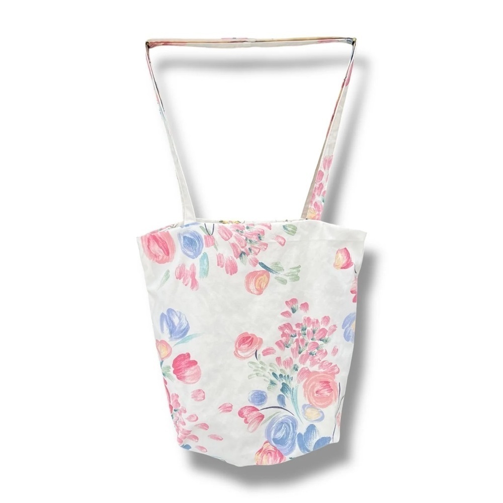 UPCYCLED VINTAGE FLORAL PILLOWCASE TOTE - Picture 2 of 5